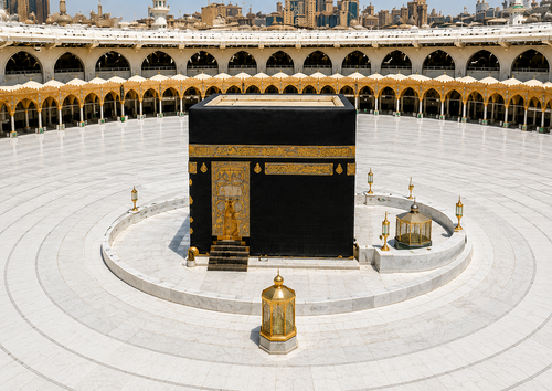 Holy Kaaba with Mataf 2D Jigsaw Puzzle